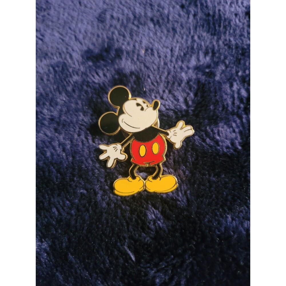 Disney Classic Pie-Eyed Mickey Mouse Pin #43411